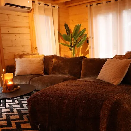 Luxe Houten Wellness Boshuisje Met Hottub Hébergement de vacances *