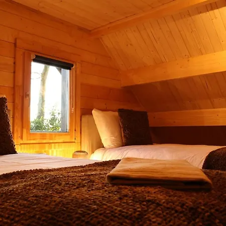 Luxe Houten Wellness Boshuisje Met Hottub Hébergement de vacances *