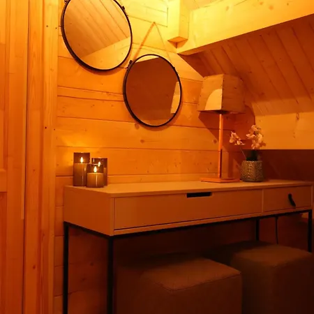 Luxe Houten Wellness Boshuisje Met Hottub Hébergement de vacances Meijel