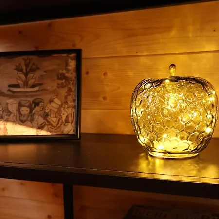 Luxe Houten Wellness Boshuisje Met Hottub Hébergement de vacances Meijel